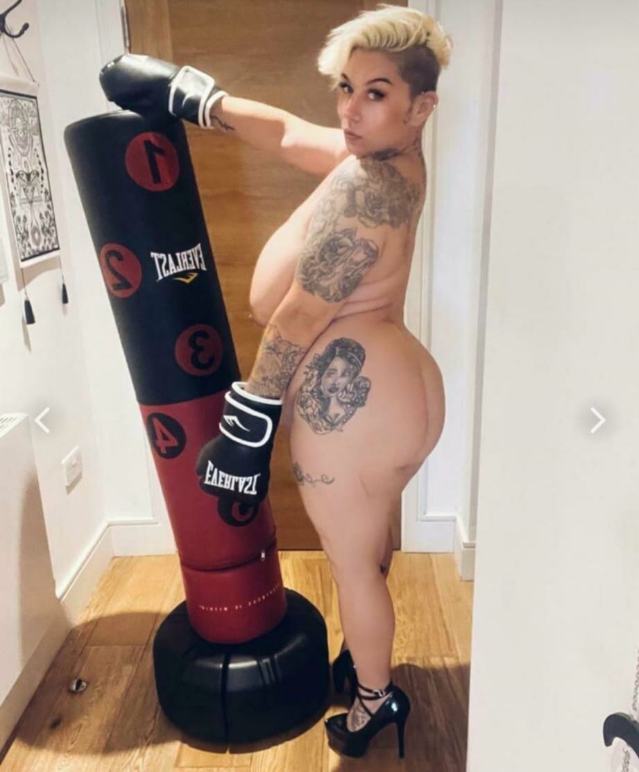 Katie Summer tweet media