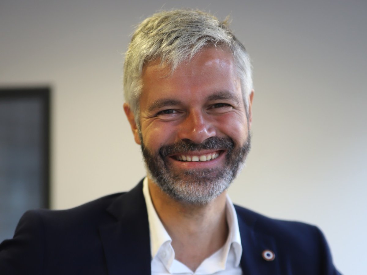 Lambdactu's tweet image. 🇫🇷- C'est bizarre, en France, ceux qui donnent le plus de leçons sur "l'assistanat" et sur le fait qu'on gaspillerait trop d'argent public sont les mêmes qui piquent dans les caisses.

- Emplois fictifs, détournement, dîners de luxe aux frais du contribuable..

#DirectAN #RN #LR