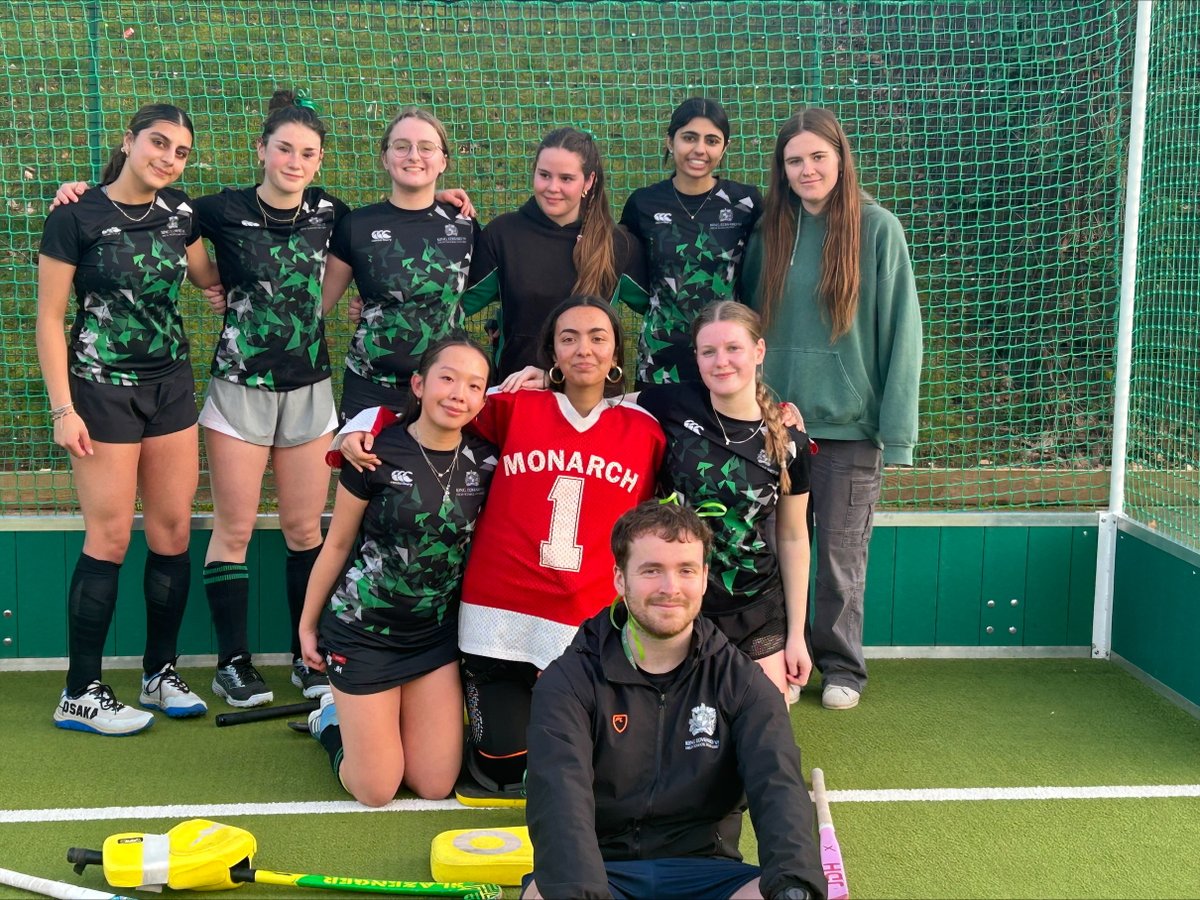 The senior hockey team ended their season on a high with a 5-2 win! They have had a stellar season and should be incredibly proud of their performances! As a team, they have played some very exciting hockey throughout the season and secured some great wins.