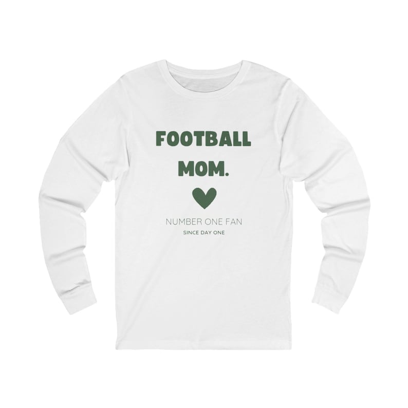 Damilarelomono's tweet photo. Football Mom Sweatshirt - The Perfect Gift for Moms of Future Champions. #FootballMom #GameDayReady #ProudFootballMom #TouchdownStyle #SportsMomLife #FootballFamily #GameDayFashion #MomLife #SidelineStyle #FootballSeason #BurnaBoyUpdate
https://t.co/EM3yXaMIHy https://t.co/JSl8LESDFI