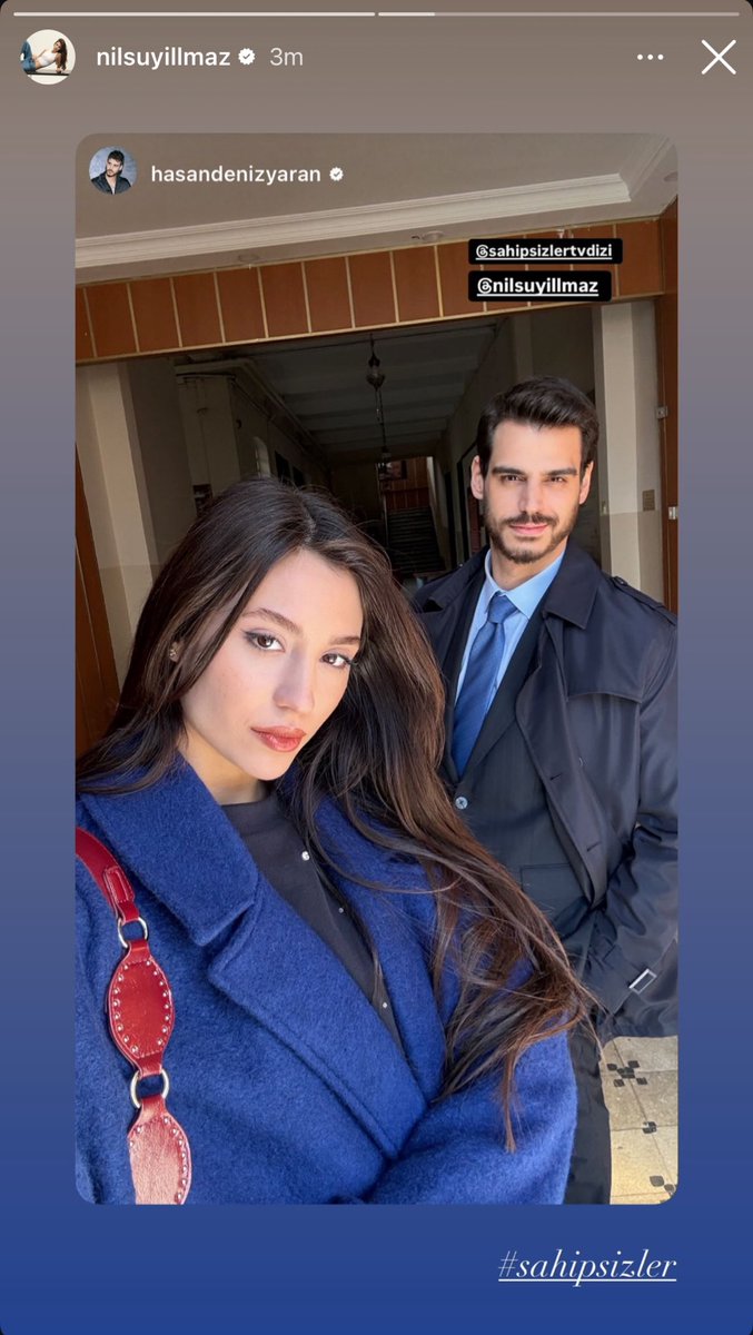 ومنشن اكاونت المسلسل يعني حطوني معها ثنائية