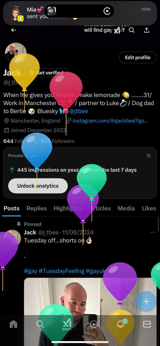 The balloons are here 🎈 
Hello 32 👋🏼 
#birthday