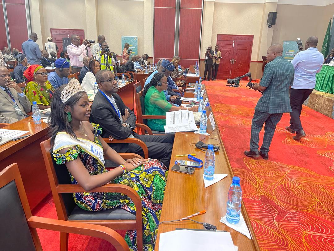 WFP Cameroon (@wfp_cameroon) on Twitter photo #SãoToméandPríncipe
🇸🇹 is leading the way as the third African country to offer free and universal #schoolfeeding, now reaching 54,000 children, that’s one-third of its young population!
On #ADSF in the #CentralAfricanRepublic 🇨🇫, <a href="/Mlvmushumba/">MlvMushumba</a>, joined key education stakeholders #SãoToméandPríncipe
🇸🇹 is leading the way as the third African country to offer free and universal #schoolfeeding, now reaching 54,000 children, that’s one-third of its young population!
On #ADSF in the #CentralAfricanRepublic 🇨🇫, <a href="/Mlvmushumba/">MlvMushumba</a>, joined key education stakeholders