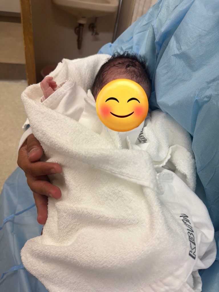 Kope___69's tweet photo. 本日13時25分
元気な男の子が産まれました👶

母子ともに健康です🫡

ちびさんありがとう🙏✨ 
お疲れ様😊 https://t.co/Kz4mmLaw4z