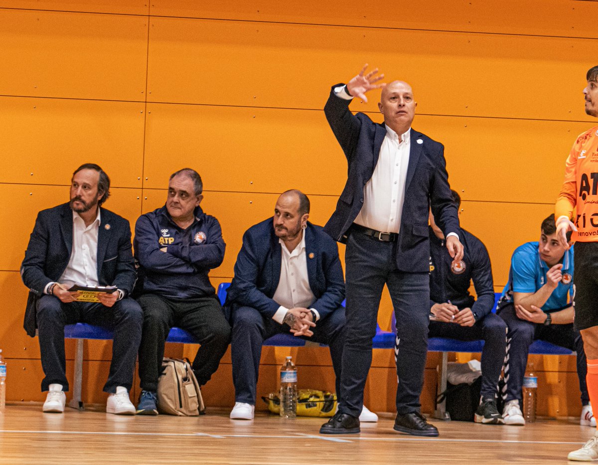 📝 El Tudelano Ribera Navarra FS y David Zamorano han decidido de mutuo acuerdo rescindir el contrato que unía a ambas partes.

👏🏼 El club agradece a David su trabajo en el club y le desea mucha suerte en su futuro personal y profesional.

💻 cdtudelano.com/actualidad/dav…