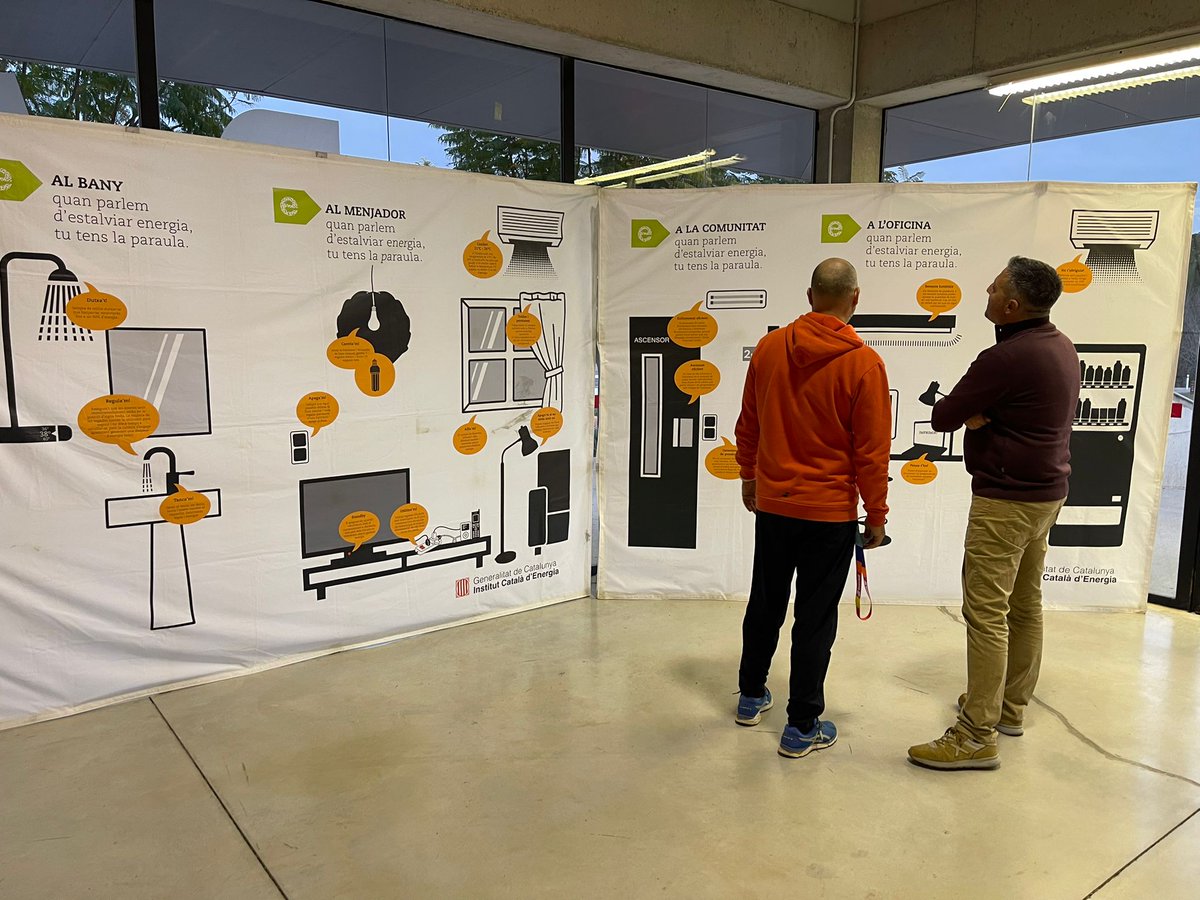 Exposició sobre l'eficiència energètica d'<a href="/energiacat/">Energia</a>  al Pavelló municipal de <a href="/AjRoquetes/">Ajuntament Roquetes</a>