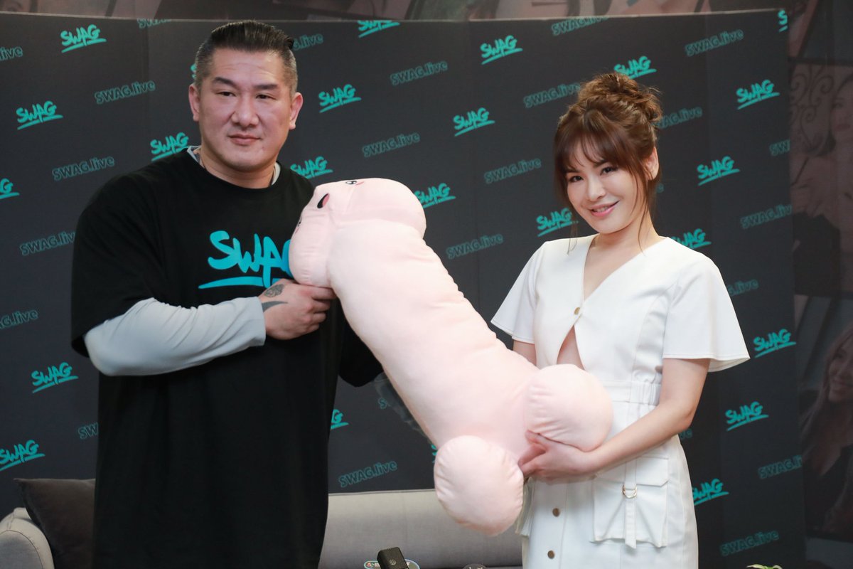 館長(gg3cm)就在今天晚上9.要首播啦，還不快來追蹤一下
reurl.cc/qnxdx0