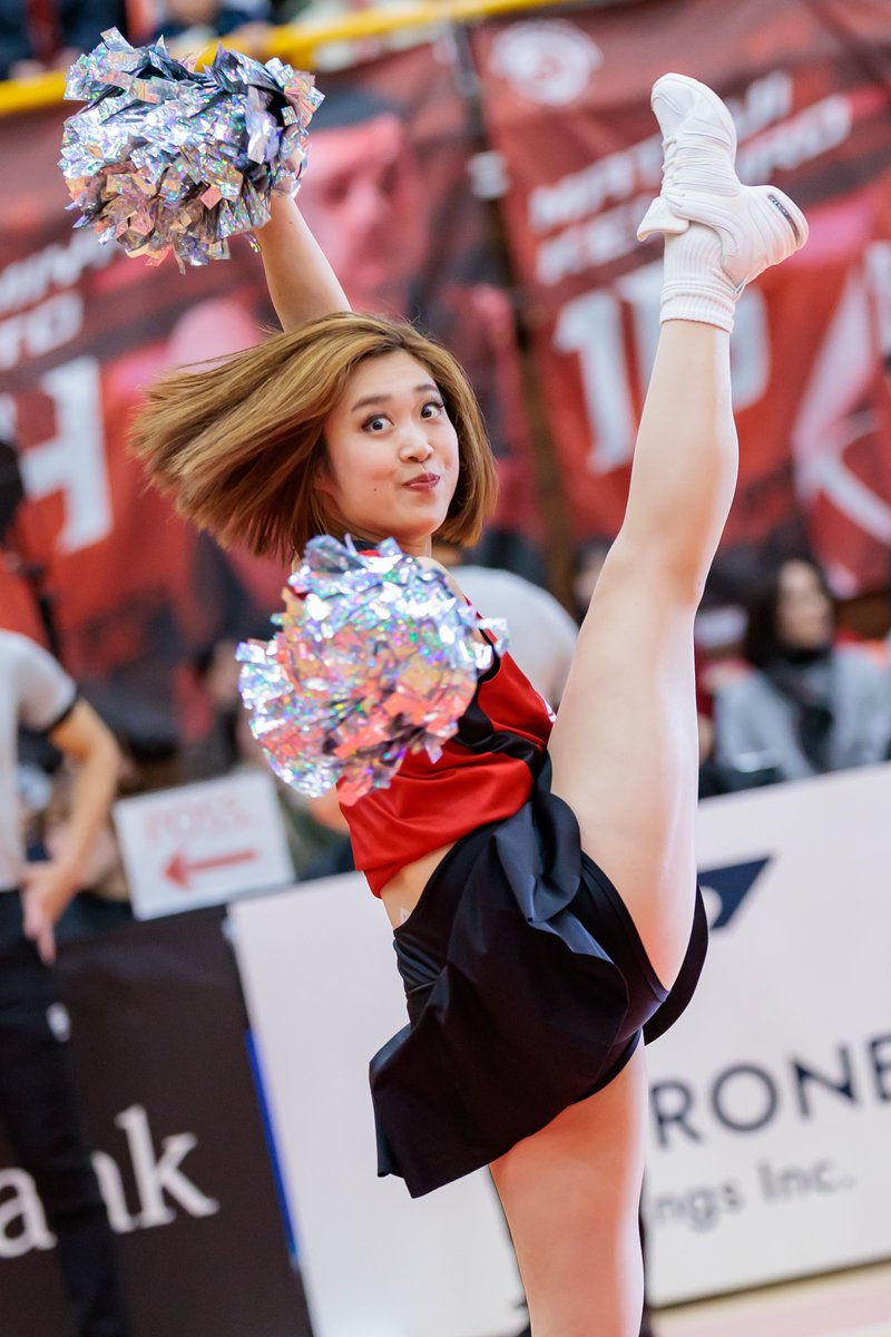 チアリーディング　チアガール　ダウンジャケット GlRjMa0a4AAe62r.jpg