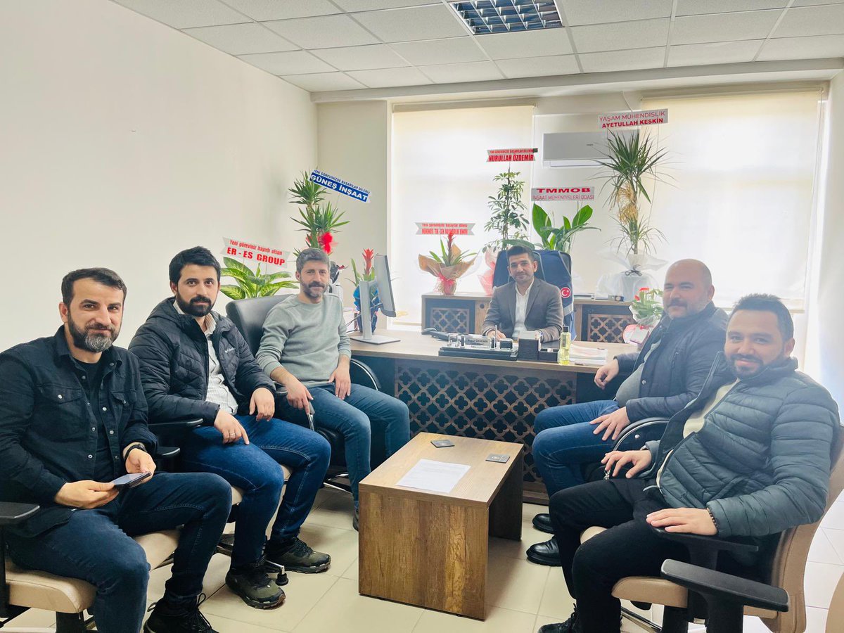 İnşaat Mühendisleri Odası üyemiz Yusuf Özdemir, Bingöl Çevre, Şehircilik ve İklim Değişikliği İl Müdürlüğü’nde Afet Koordinasyon ve İskan Şube Müdürü olarak göreve başlamıştır. Kendisine yeni görevinde başarılar diler, başarılarının devamını temenni ederiz.