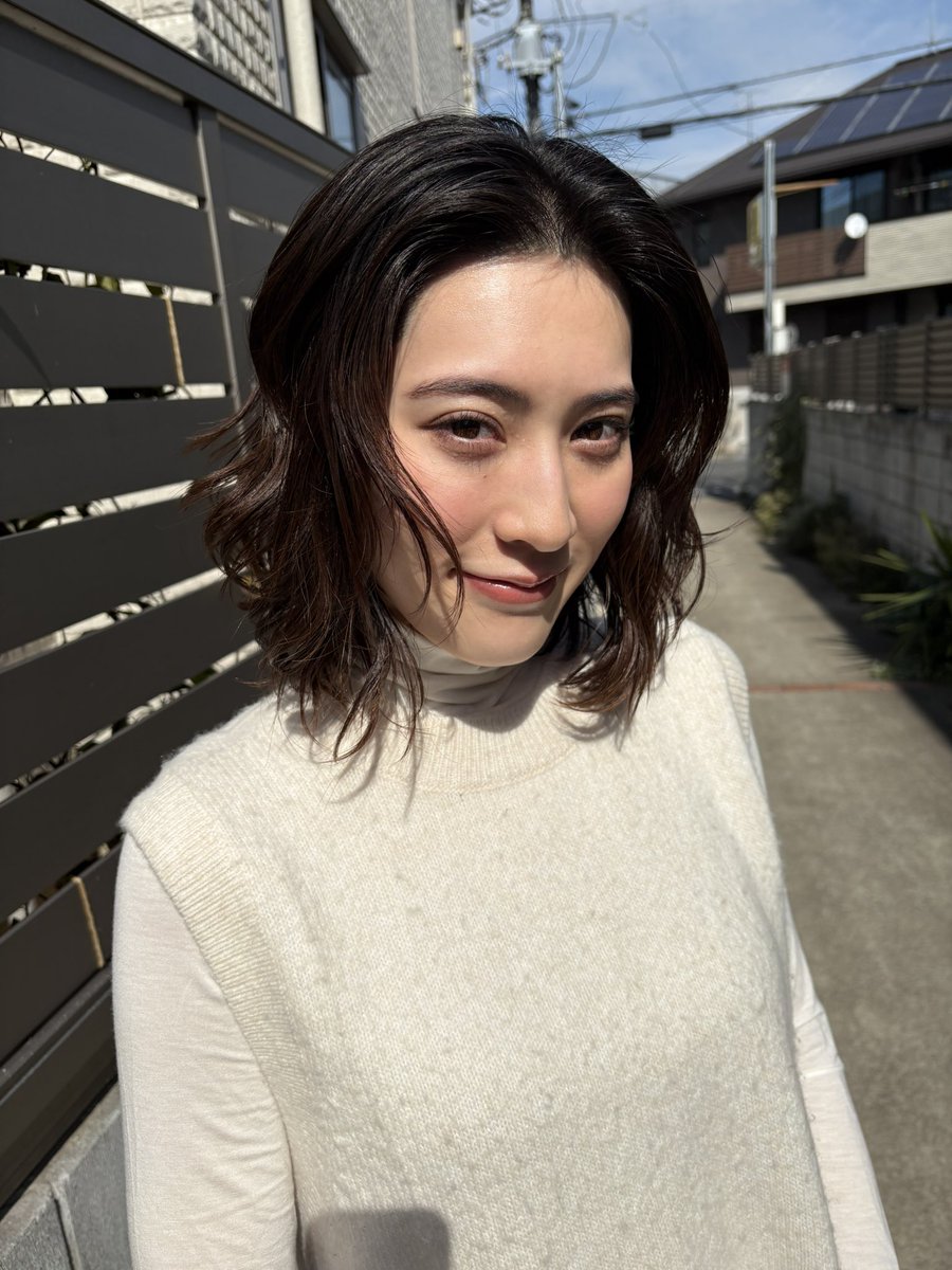 msy_yu's tweet photo. 起きたら跳ねてるのがボブ☝🏻

#パーマ #くるくるパーマ #パーマアレンジ #ボブパーマ #ショートパーマ #ウルフパーマ #暗髪 #カーテンバング #2wayバング #バタフライレイヤー #ボブ #ボブヘア #タッセルボブ #韓国ヘア #ボブレイヤー #レイヤーカット https://t.co/X8UsHvBLKQ