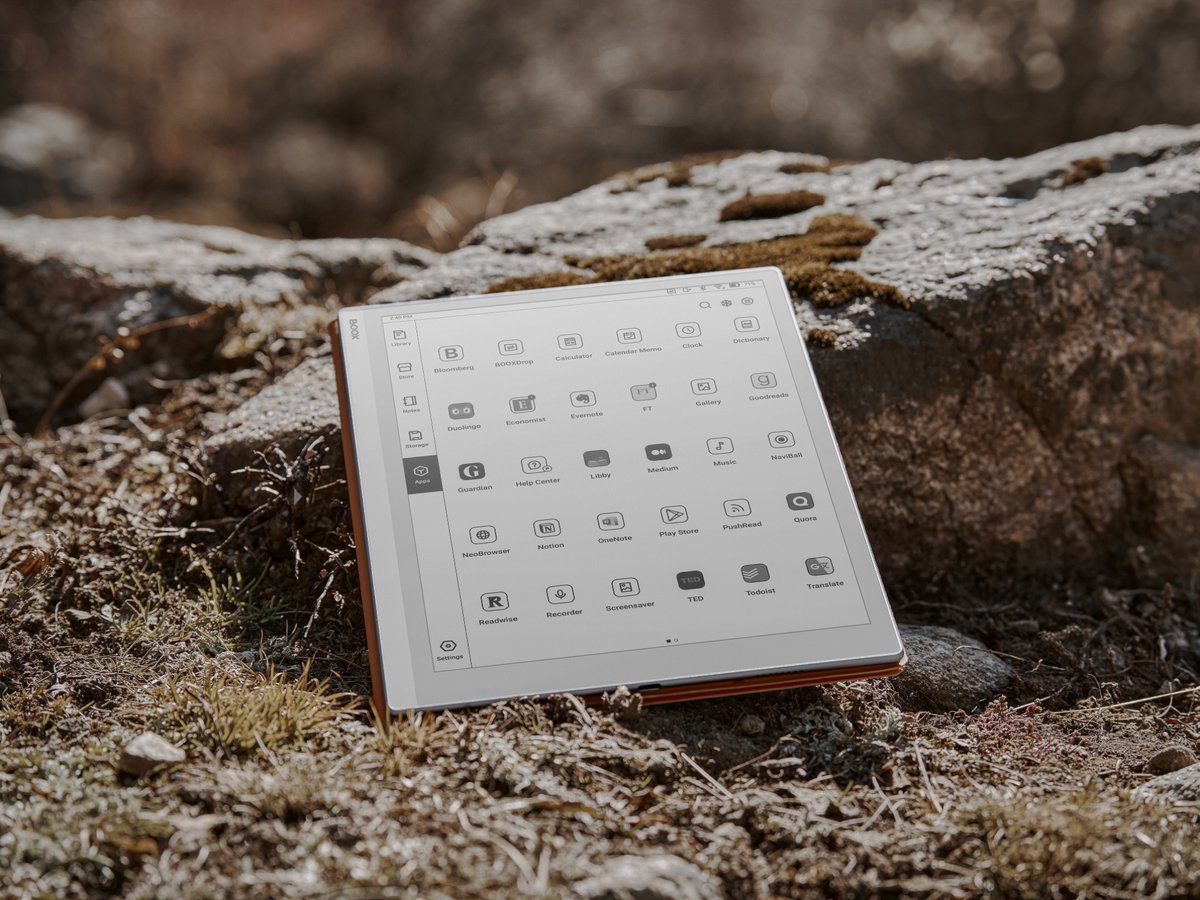 OnyxBoox's tweet image. The Go 10.3 is a versatile 10.3-inch Android ePaper tablet that gives you the freedom to install any app from the #GooglePlayStore. No limits — just seamless reading, writing, and multitasking on an eye-friendly display.

Discover more here at shop.boox.com/products/go103
