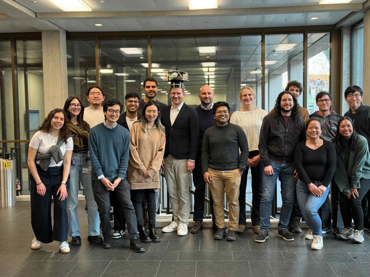 srl_ethz's tweet image. 3rd March 2025-New Doctor in the House! Our Thomas Buchner successfully defends his PhD thesis with the title "Design and advanced manufacturing of intricate musculoskeletal robots: from multimaterial 3D printing to energy-efficient electrohydraulic robotics"! Congratulations! 🎓