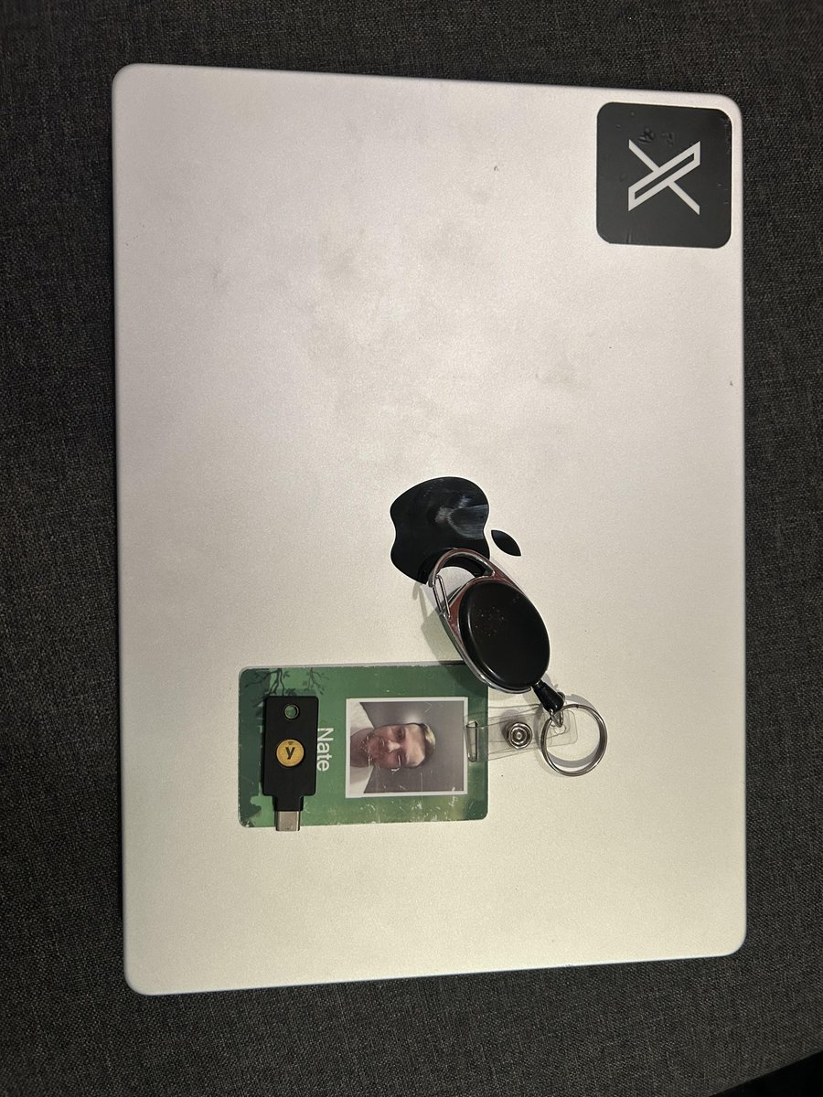 GDisassembly's tweet image. I scheduled this tweet for my last day at Twitter. It's been a pleasure working with all my coworkers, even if it hasn't been a pleasure working for our boss. I hope you all are able to do great work whether it's here or elsewhere. Anyone who I worked with feel free to reach out,…