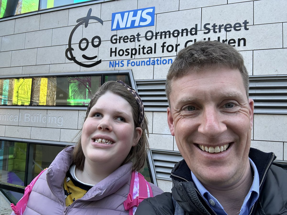 Another visit to <a href="/GreatOrmondSt/">Great Ormond Street Hospital for Children</a> this morning. <a href="/LondonMarathon/">TCS London Marathon</a> fundraising for this year approaching £4k. £12k to go to reach the big £200k raised for <a href="/GOSHCharity/">Great Ormond Street Hospital Charity</a> since 2015 🏃‍♂️! justgiving.com/page/ashleymar…