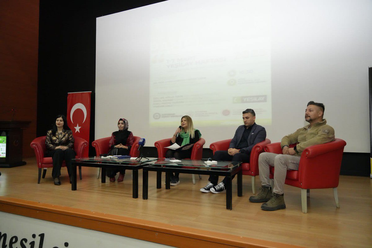 🟢Adıyaman Üniversitesi 1-7 Mart Yeşilay Haftası kapsamında “Hepimiz İçin Bağımsız Gelecek” temalı panele ev sahipliği yaptı.

📌Bağımlılıkla mücadelenin bireysel, toplumsal ve kurumsal boyutlarının ele alındığı panelde; uzmanlar sigara, alkol, madde bağımlılığı ve dijital