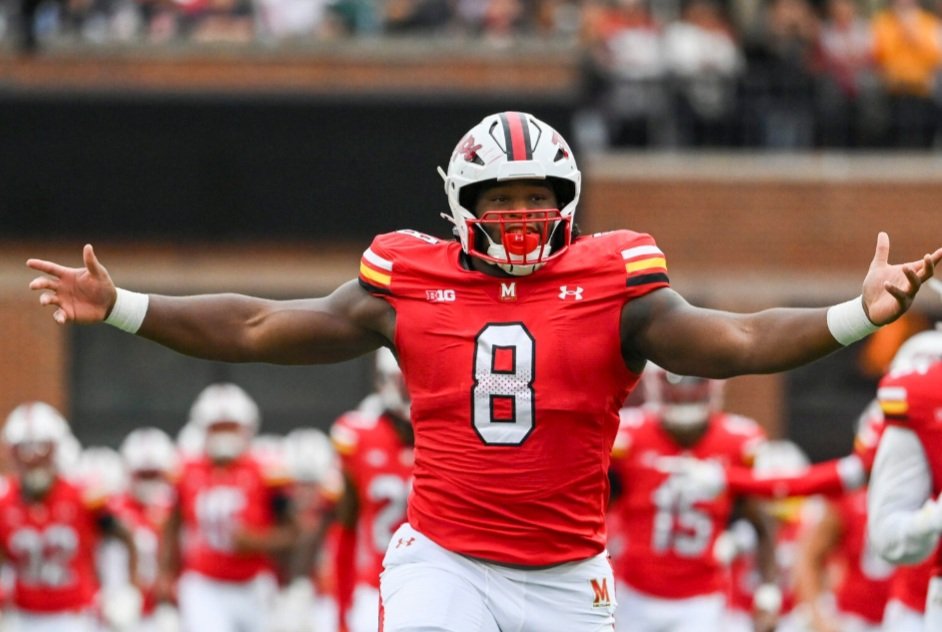 ITPCFB's tweet image. BUILT TOUGH!! 💪
Maryland DT Jordan Phillips impressed at the NFL Combine!
29 reps bench press (1st DL)
4.65s 20 yd shuttle (4th DTs)
6'2 312lbs
Squats 750 lbs
Benchs 495 lbs
Power cleans 395 lbs
Former standout wrestler!
@jordan50OTF
@MDTerrapinTimes
@W_Brown21
@TrentKnoop