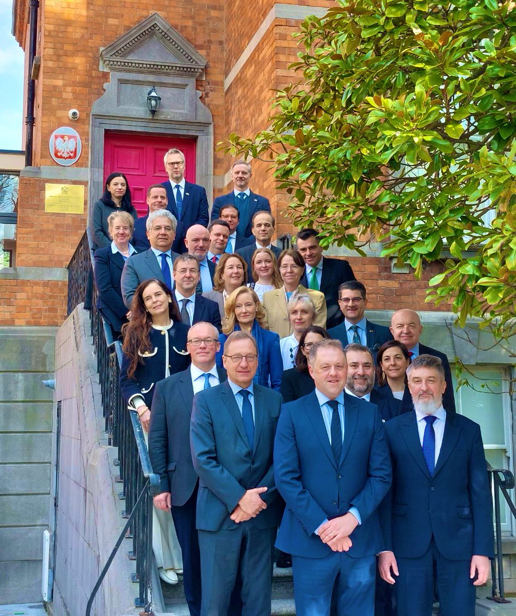 Thank you, Minister Thomas Byrne, <a href="/ThomasByrneTD/">Thomas Byrne</a>, for joining the EU member states' ambassadors meeting at the Polish residence. Frank and open exchange of ideas is always welcome, especially nowadays when we discuss the fundamental topic of security. <a href="/POLAND25EU/">Polish presidency of the Council of the EU</a> <a href="/dfatirl/">Irish Foreign Ministry</a>