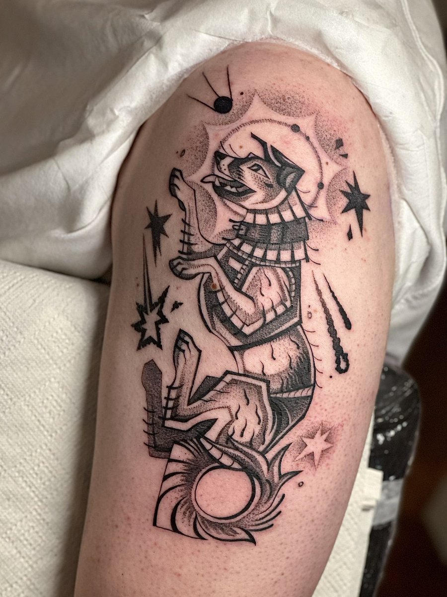 pazurmazur's tweet image. Laika tattoo 💫🐕
