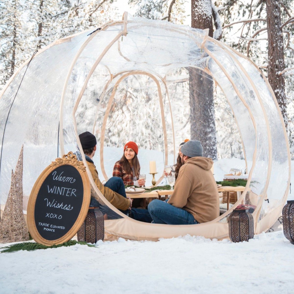 This Valentine's, spend time with your sweetheart, besties, or practice self love with these top picks! 

✨ Valentine’s Day snowshoe 
🍷 Wine tasting picnic in a winter wonderland snow bubble
💃 Cupid’s Ball: Disco for Lovers

🔗visittruckeetahoe.com/blog/valentine…
📸 Tahoe Elevated Picnics