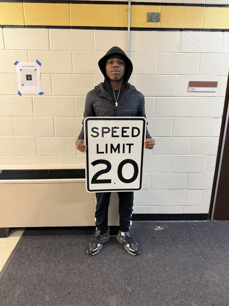 We have two new members in our 20 MPH Club, Tyrone and Ramon. Congrats! #ManVsHimself
