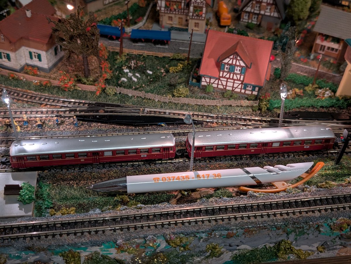 PetziPatrick's tweet image. Seit Jahren mal wieder was für's Hobby seit Kindheitstagen gegönnt.😍😍
Love my #miniclub #märklinz