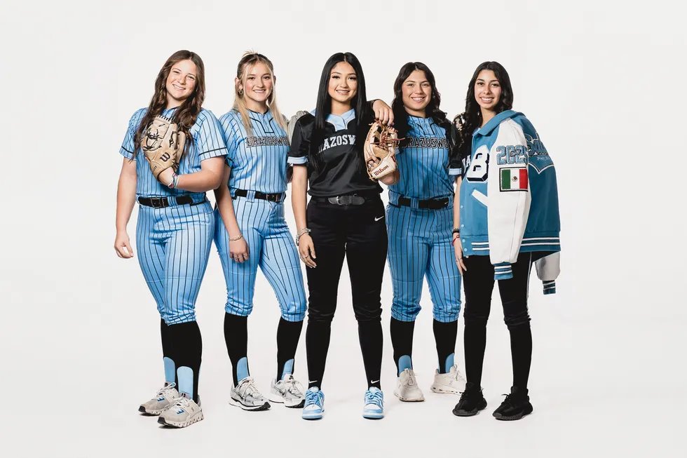 VYPE Houston (@vypehouston) on Twitter photo THE RANKINGS: No. 15 - Brazoswood Buccaneers
Coach Amanda Sather takes over a program that went 31-9 a year ago and reached the Regional Semifinals. With Seven starters returning she looks to have a big year in 2025! <a href="/LadyBucSB/">Brazoswood Lady Bucs Softball</a>
READ: vype.com/Texas/Houston/โฆ THE RANKINGS: No. 15 - Brazoswood Buccaneers
Coach Amanda Sather takes over a program that went 31-9 a year ago and reached the Regional Semifinals. With Seven starters returning she looks to have a big year in 2025! <a href="/LadyBucSB/">Brazoswood Lady Bucs Softball</a>
READ: vype.com/Texas/Houston/โฆ