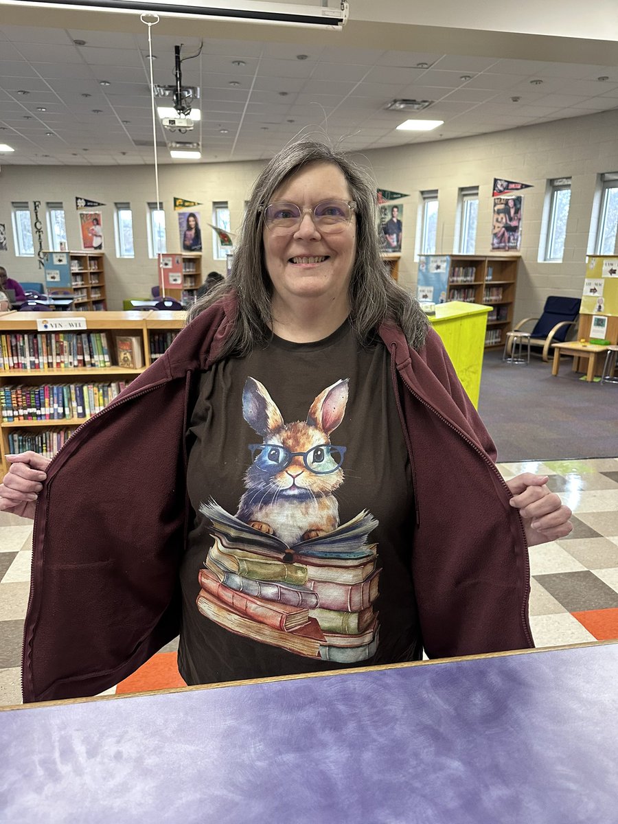 I.T.Creswell Library (@itcreswellreads) on Twitter photo Read me week at <a href="/ITcreswellmnps/">Creswell Middle Magnet VaPA</a> was off to a good start! Bingo on Monday, Fan Fiction on Tuesday and today was Character appreciation. We have some great representations! <a href="/MNPSLibraries/">MNPSLibraryServices</a> look at our teachers! Read me week at <a href="/ITcreswellmnps/">Creswell Middle Magnet VaPA</a> was off to a good start! Bingo on Monday, Fan Fiction on Tuesday and today was Character appreciation. We have some great representations! <a href="/MNPSLibraries/">MNPSLibraryServices</a> look at our teachers!