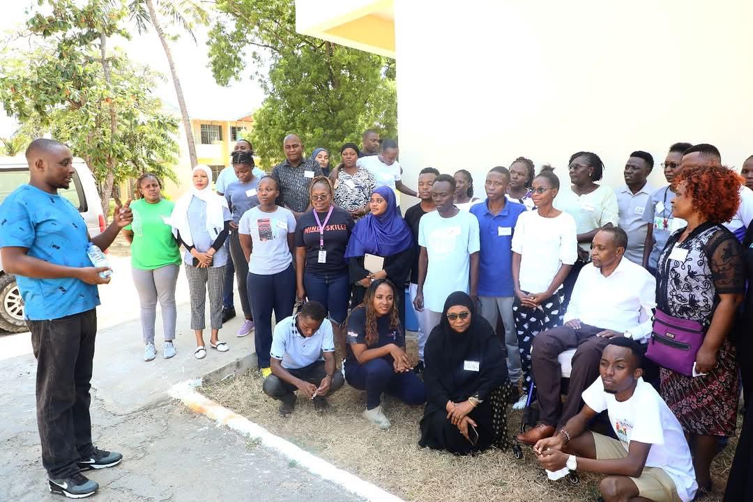 Department of Health Services Mombasa (@dohmombasa) on Twitter photo Today, we kicked off a three-day refresher training for Coaches in Mombasa to align their skills with the updated curriculum.
The training is being conducted with support from the Stavros Niarchos Foundation (SNF) through <a href="/GrassrootSoccer/">Grassroot Soccer</a>, and <a href="/LVCTKe/">LVCT Health</a> Today, we kicked off a three-day refresher training for Coaches in Mombasa to align their skills with the updated curriculum.
The training is being conducted with support from the Stavros Niarchos Foundation (SNF) through <a href="/GrassrootSoccer/">Grassroot Soccer</a>, and <a href="/LVCTKe/">LVCT Health</a>