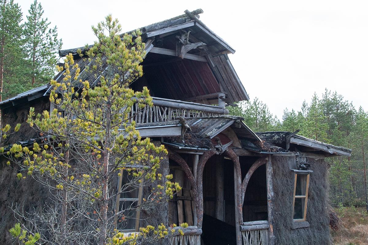 ThePerfectSweat's tweet image. 📍 Kauhajoki, Finland 🇫🇮 

Discover Kammi-kylä in Suupohja&apos;s marshlands. Experience its unique wooden architecture and relaxing sauna facilities featured in the Perfect Sweat Series&apos; Finland episode.

Explore featured locations at 👇 
perfectsweatseries.com/episode-1-finl…