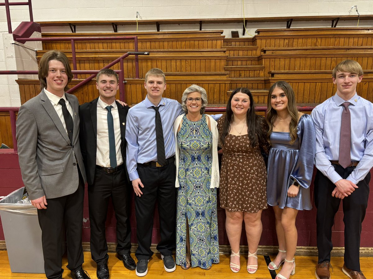 It was great to see so many of my Chemistry 2 students from last year and other former students at the NHS ceremony last night.  What an amazing group of students with bright futures! #RedBudHS #RedBud132