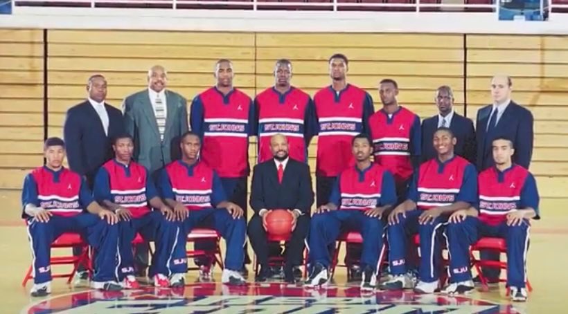 Dar83win's tweet photo. @CoachMikeJarvis Good morning, Coach!  How about that speech last night?  Anyway, came across this old gem and was wondering where the rest of the guys are?  Team photo seems to be missing some players.  This is 1999 I believe? https://t.co/NrsfTqtaF4