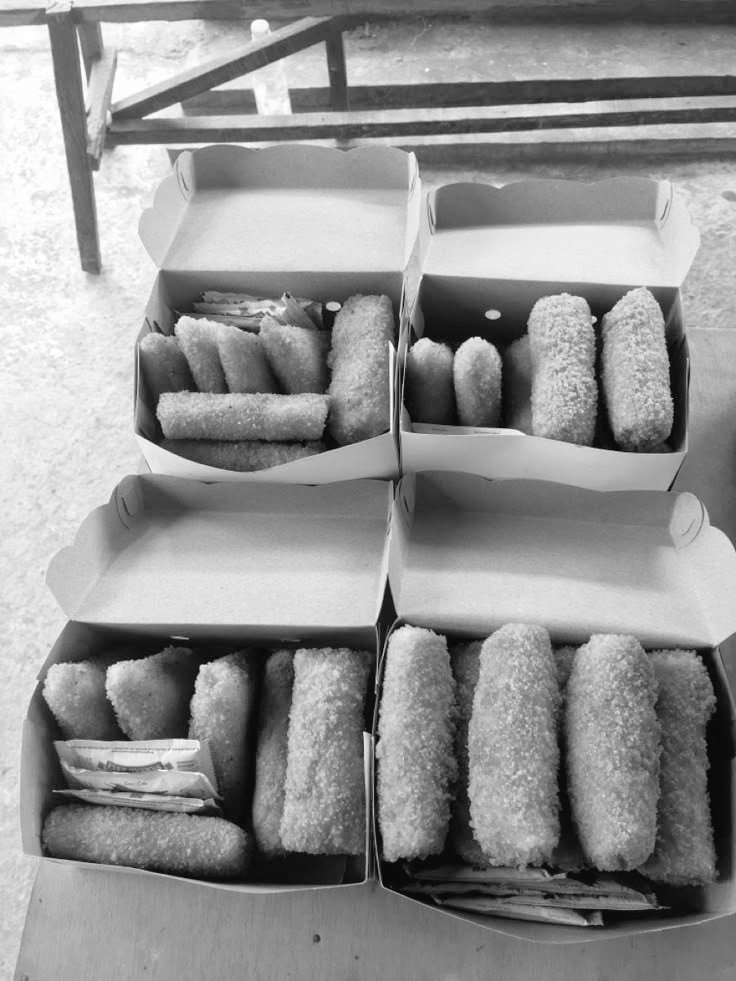 ⠀ㅤㅤ
🛵 SAS-DELIVERY 

Mengirimkan dua satu tas berisikan risol dingin dan risol yang sudah di goreng kepada <a href="/LUSTVEINS/">Amaaaaa.</a> dengan pesan ;

“Jangan lupa berbagi sama yang lain ya!

Salam, Sasmita”
⠀ㅤㅤ