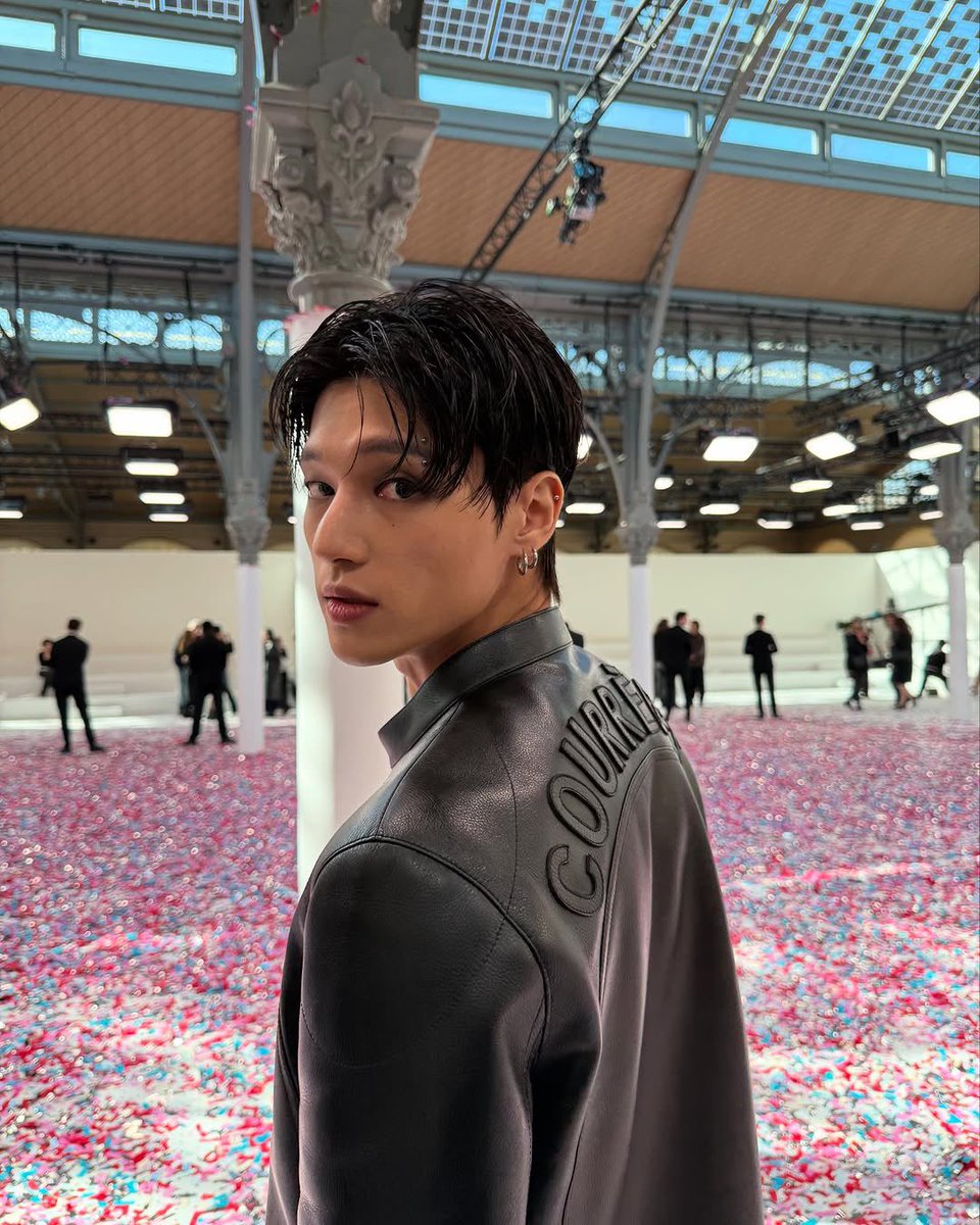 1024updates's tweet photo. [📷] 250305 | WOOYOUNG

#CourregesFW25 #Courreges #WOOYOUNG https://t.co/o0Rj38zAtq