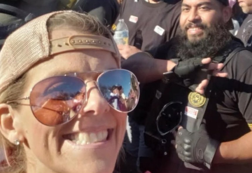 LomaDoge's tweet photo. @DelcoDoge @clownworld
Hi I'm Leah. I ran a black candidate out of a county race. Because I demand white boy wins. I am NOT  a racist.  Say cheese Enrique!  #proudboys https://t.co/1AYtHw2AOG