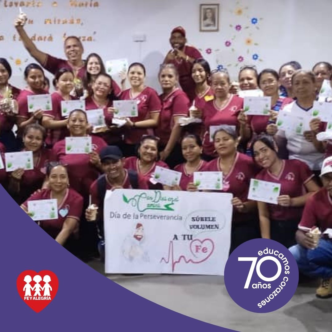 EAMFYA's tweet photo. Renovamos nuestro compromiso con la educación de calidad para todos adaptamos nuestro modelo educativo a las nuevas realidades, impulsando nuevos enfoques y prácticas que contribuyan a la transformación personal y colectiva. #FeyAlegriaCumple70
@FeyAlegriaVE @CaracasVFyA https://t.co/3lzQdCSi9m