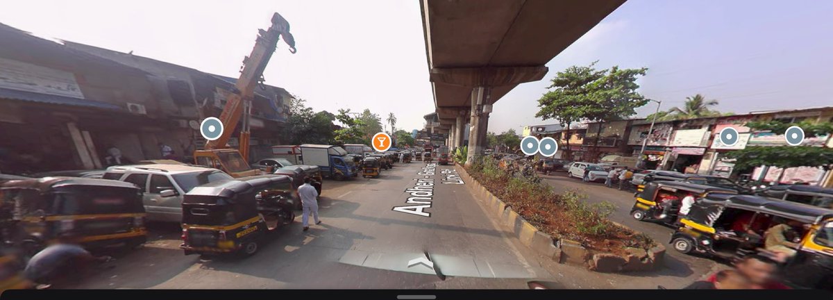 KKshashank's tweet photo. On one hand we are boring tunnels for east west connectivity in Mumbai and on the other hand Andheri Kurla road is 60% reserved for illigal parking, choking Andheri to Ghatkopar traffic completely.

1/3

@AshwiniBhide @mybmc @RoadsOfMumbai @MTPHereToHelp @MumbaiPolice https://t.co/es4DXCqZ2Z