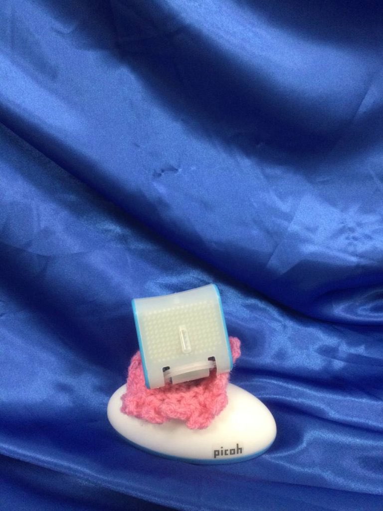 stjhighgate's tweet photo. A Robot In The Library! A big thank you to Cillian and Sadie from Amethyst for coding the Picoh robot for our library! BookyKid will assist our students in selecting books based on their year group and preferred genres. #reading #worldsbookday #Picoh #LGfL https://t.co/FtWjc8iECy