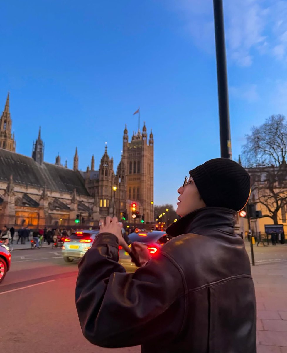 𝗌𝗋 tweet media