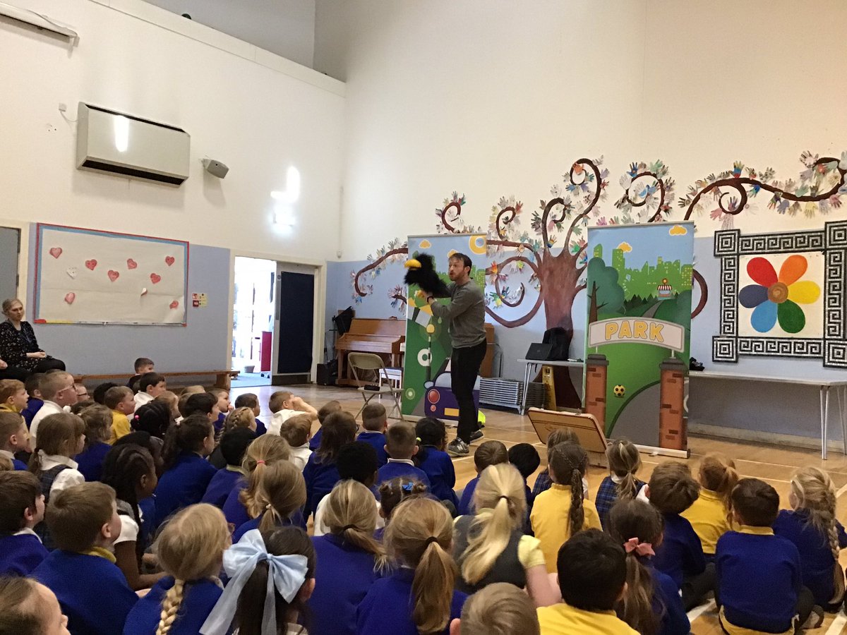CanonYearTwo's tweet image. KS1 and Reception have enjoyed taking part in a road safety workshop this afternoon. We learnt about the green cross code and about making ourselves visible near the road. @CanonYearOne @Canon_Reception #greencrosscode