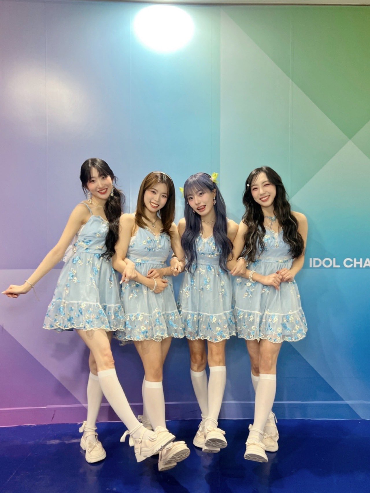 GlSHqArasAAW3re?format=jpg&name=large