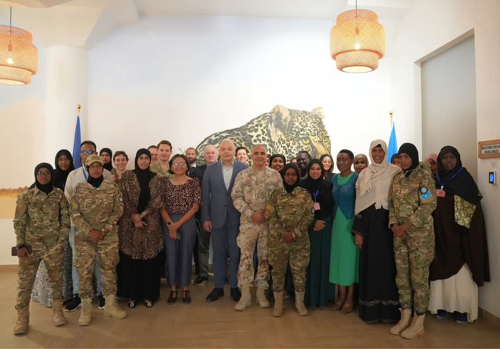 SONNALIVE's tweet photo. Ahead of International Women’s Day, EUCAP Somalia and EUTM Somalia held a workshop in Mogadishu on gender equality and women’s participation in security sector reform. The event, joined by national & international partners, addressed challenges, successes & practical steps to enhance women’s roles. #IWD2025 #Somalia