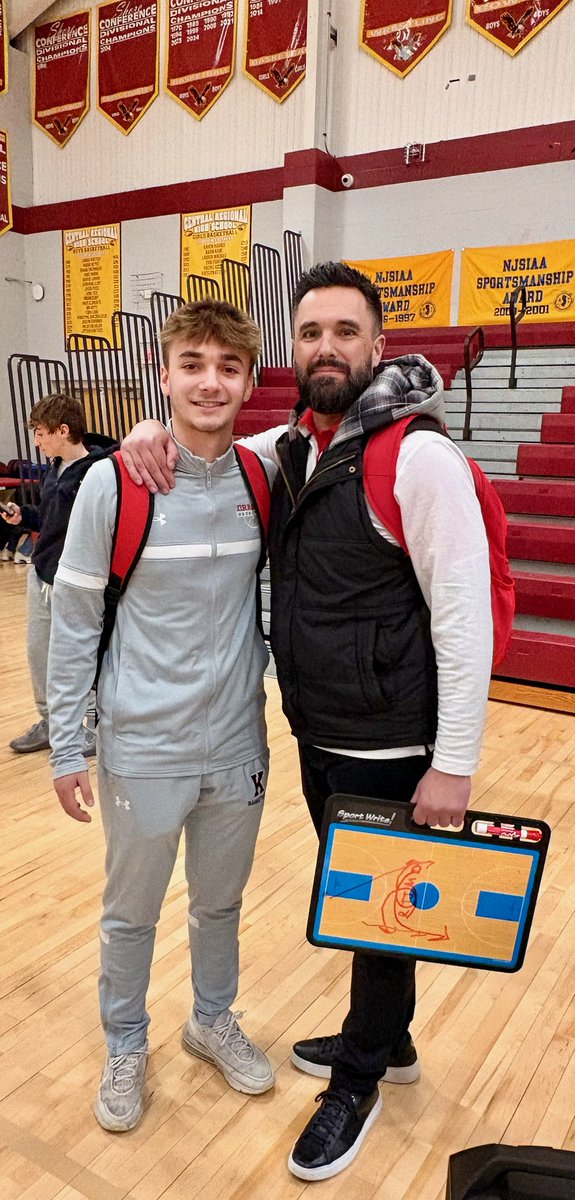 KingswayHoops (@hoops80934) on Twitter photo God blessed me with the opportunity to coach my own son <a href="/Luca_Kuz/">Luca Kuzmick</a> for the past two seasons. Memories I will cherish forever!
<a href="/Dragons_AD/">Kingsway Athletics</a> God blessed me with the opportunity to coach my own son <a href="/Luca_Kuz/">Luca Kuzmick</a> for the past two seasons. Memories I will cherish forever!
<a href="/Dragons_AD/">Kingsway Athletics</a>