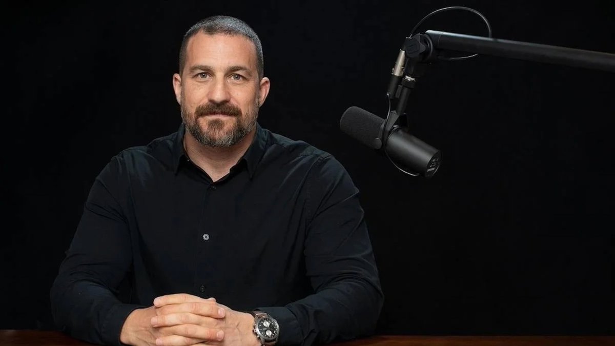 YouTube is free education. 

10 channels that will teach you more in 2025 than a Harvard MBA:

1. Huberman Lab