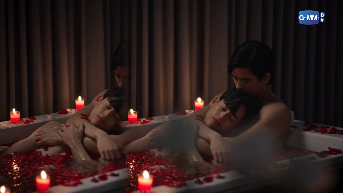 GMMTV's tweet image. คลินิกทันตกรรมเข้าได้เลยค่ะ เหยินมากกกกก 😍😍
#MyGoldenBloodSpecial

@Josswayar  @gawincaskey