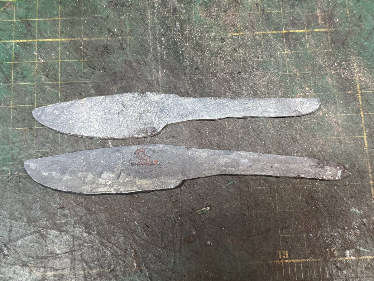 CJ_Knives's tweet photo. Got a little forge time over the last few days. I'm still learning. I'm pretty proud of these. Forged by hand from bar stock. It's a lot of work to take square bar stock and make the curve of the blade, the point of the blade and stretch out what will be the tang of the knife. https://t.co/kUeugUAeIC