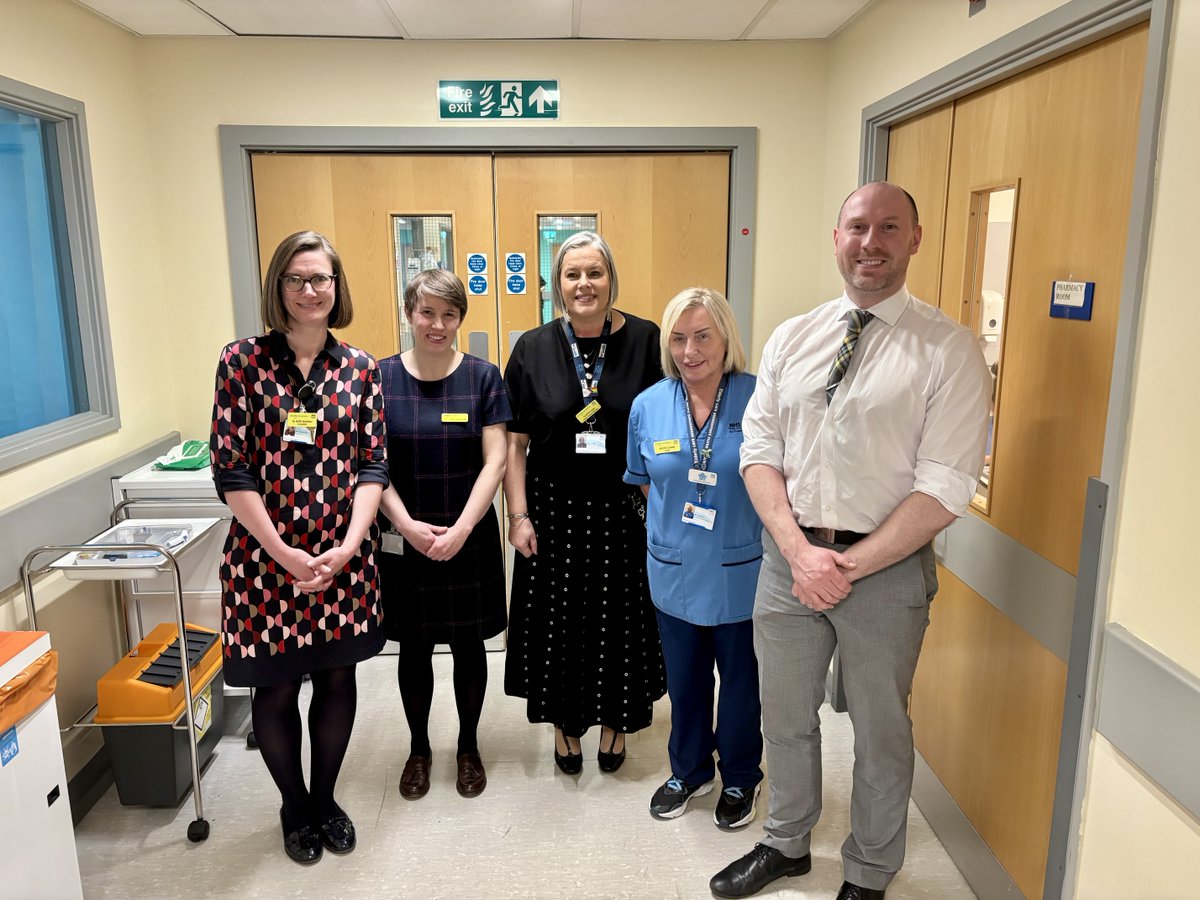 Today <a href="/neilcgray/">Neil Gray MSP</a> met staff working in Glasgow Royal Infirmary's frailty service - the team have reported strong progress in the last 18 months with average length of stay for vulnerable patients reducing by 3 days, without any increase in readmission

➡️ow.ly/FWlw50Vb1sn