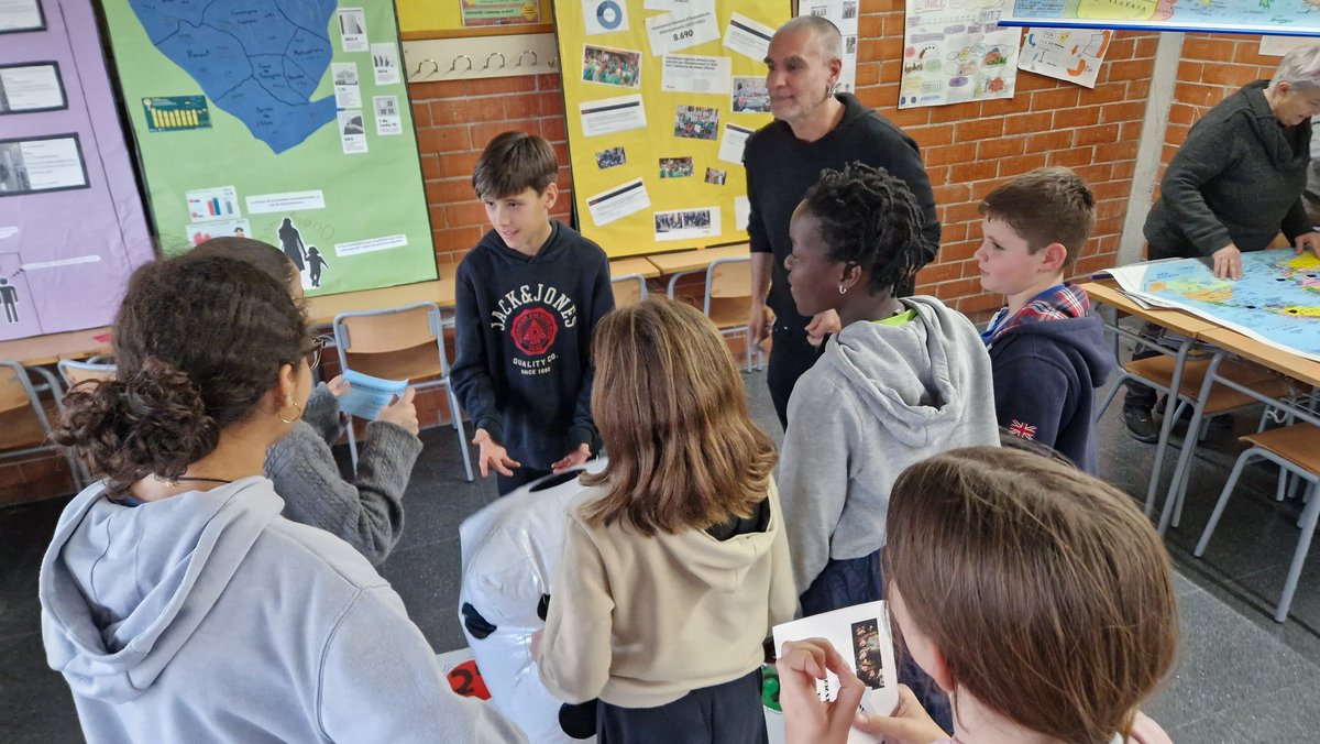 INS_Reguissol's tweet photo. Ahir van ser les Portes Obertes del Reguissol.

Volem donar les gràcies a totes les famílies que ens heu visitat, per l'interès i la confiança en el nostre centre. Esperem que formeu part de la nostra comunitat el proper curs! https://t.co/Fk6jHO2leZ