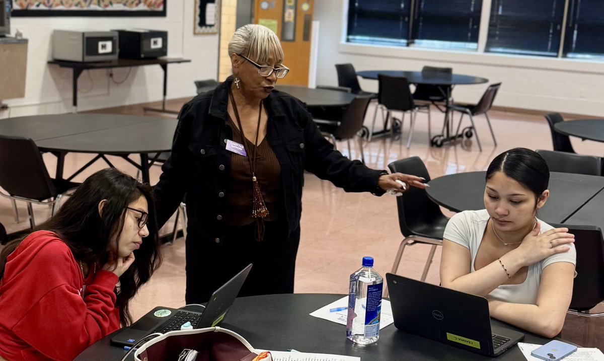 Georgia Chaffee TAPP Big Picture High School (@tappschool) on Twitter photo Thanks to Mrs. Zakiyyah w/ the After the Tassel Program <a href="/KyanaWorks/">KentuckianaWorks</a> for providing job readiness support! #TAPPcareers #WeAreJCPS Thanks to Mrs. Zakiyyah w/ the After the Tassel Program <a href="/KyanaWorks/">KentuckianaWorks</a> for providing job readiness support! #TAPPcareers #WeAreJCPS
