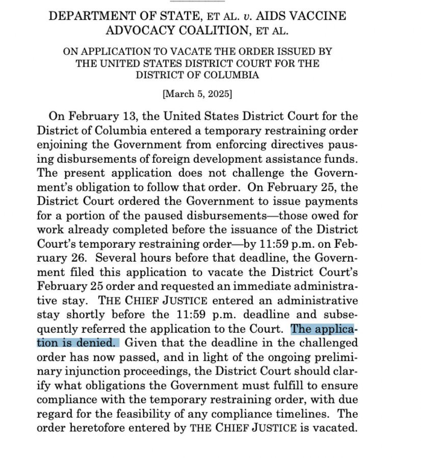 Ravious101's tweet photo. The US Supreme Court just denied President Trump‘s bid to cancel $2 billion in USAID spending in a 5-4 vote.

So basically SCOTUS is over ruling Trump to pay out foreign aid. 

Roberts &amp; Barrett sided with Democrat  appointed justices. 

Trump appointed Barrett. https://t.co/EXMuJOg29O