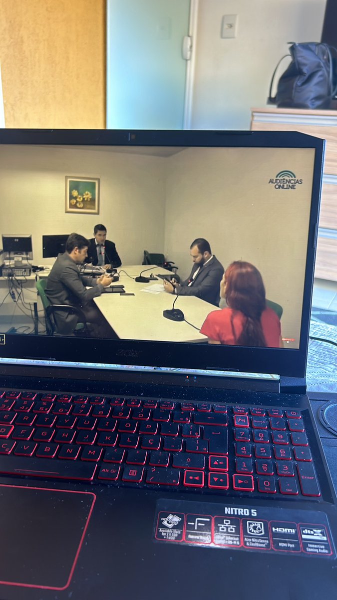 studyasth's tweet image. off-line por motivos: vendo muitas audiências e tribunais do júri para horas complementares